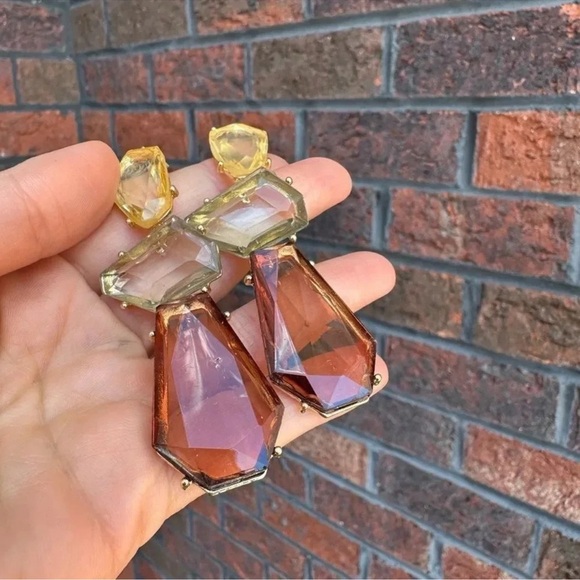 Colorful Resin Drop Earrings - Picture 7 of 8